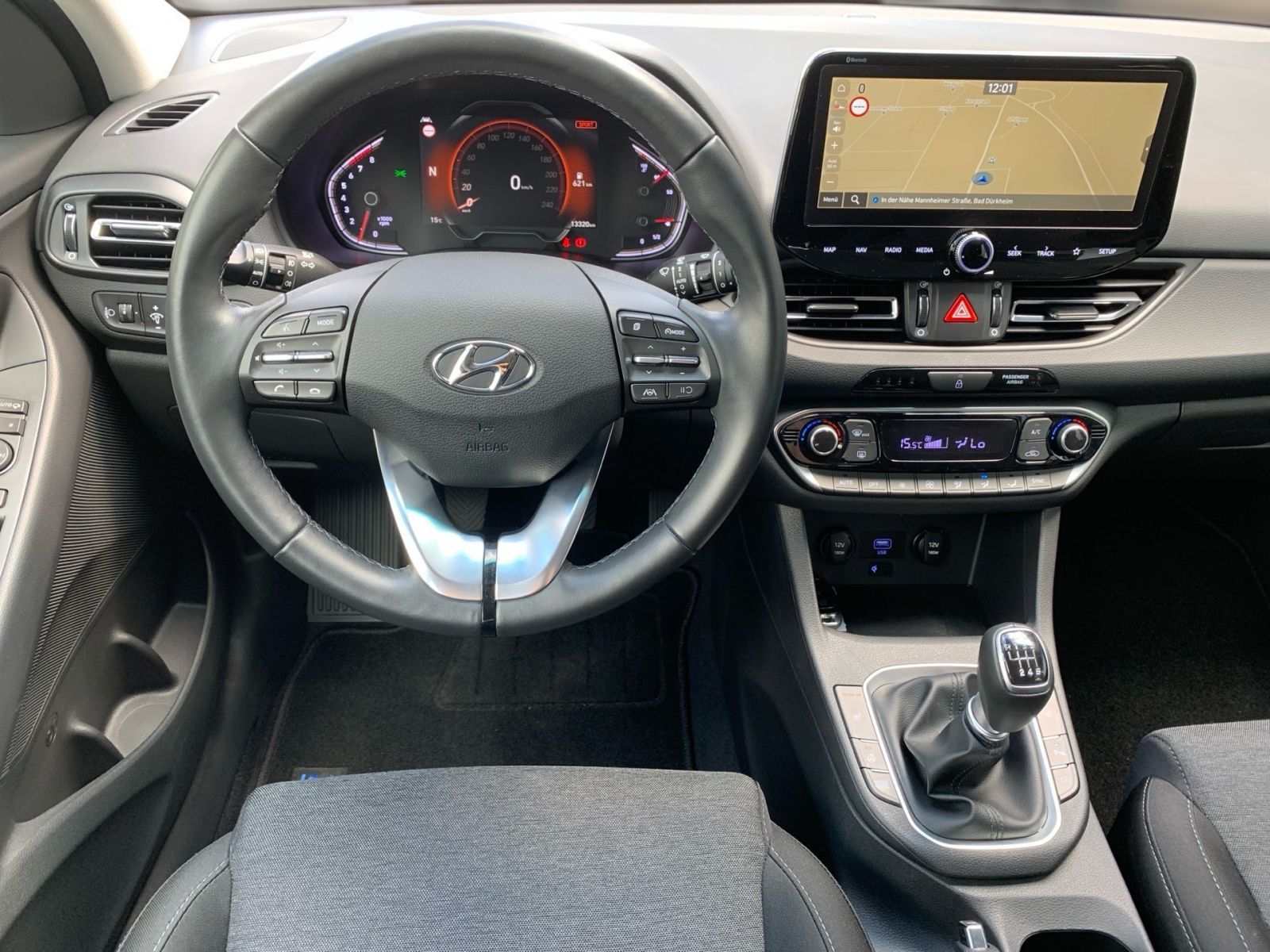 Fahrzeugabbildung Hyundai i30 Kombi 1.5 T-GDI Trend Mild-Hybrid Navi Komfo
