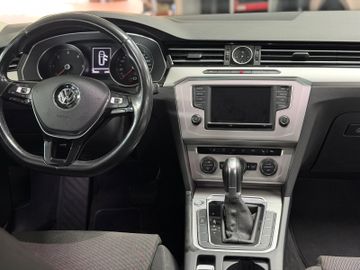 Volkswagen Passat Variant - 10
