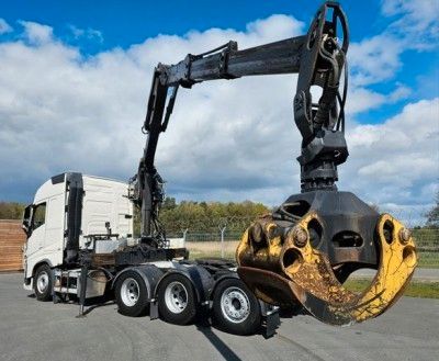 Fahrzeugabbildung Volvo FH 540 8x4 EU6 Retarder Lenk/Lift KESLA LK 9,4m