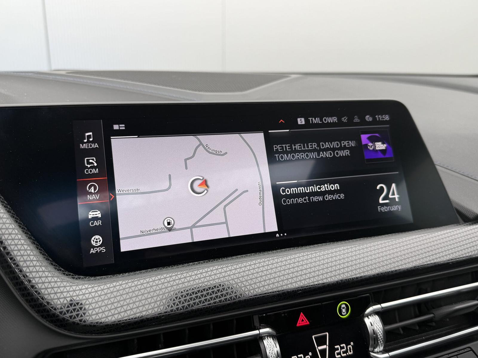 BMW 118 i M Sport SHADOW PANO HEAT MEMORY 17", миниатюра 18