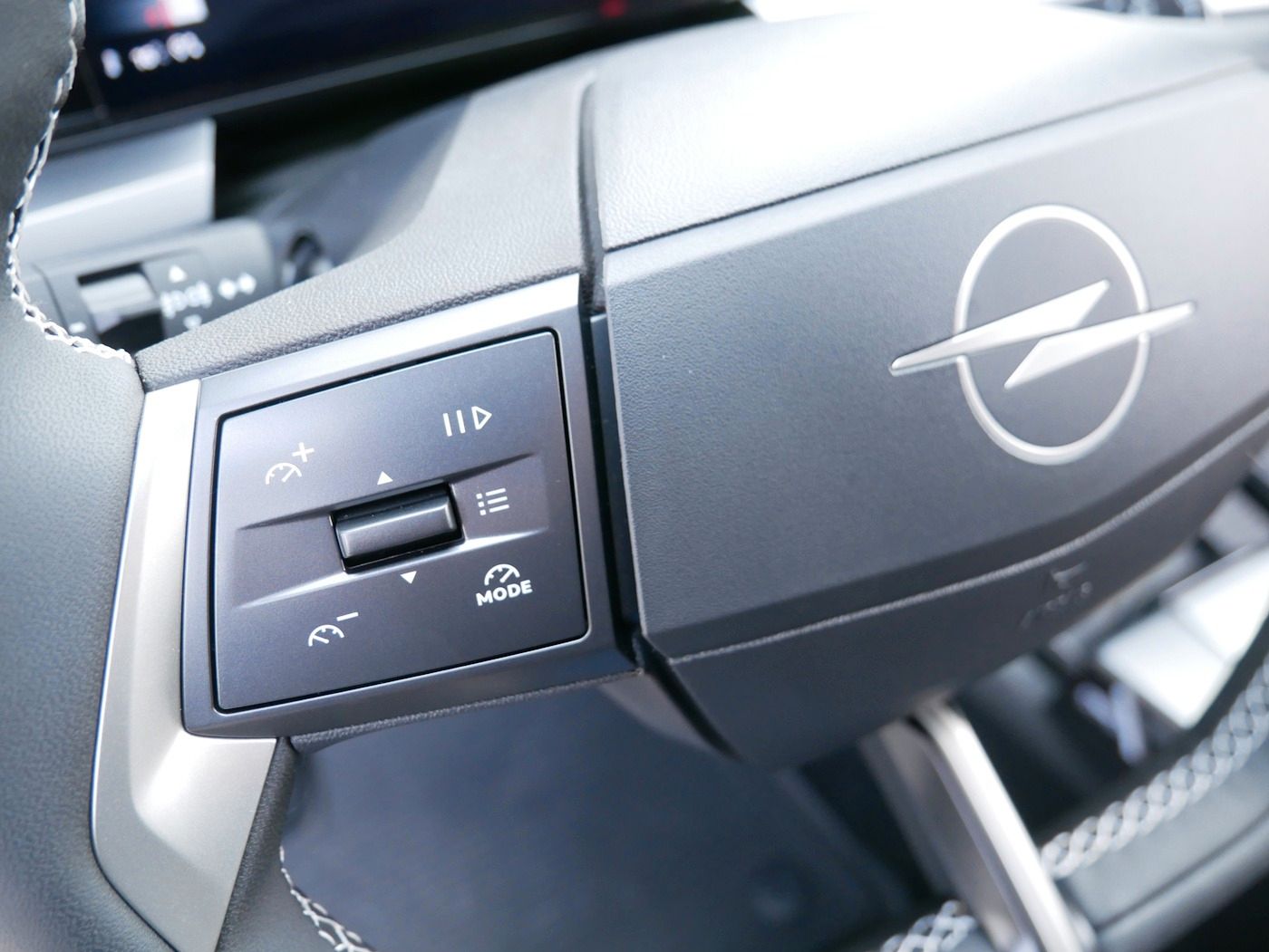 Fahrzeugabbildung Opel Frontera 1.2 GS TZmit0-KM! DCT Kamera SHZ+LHZ LE