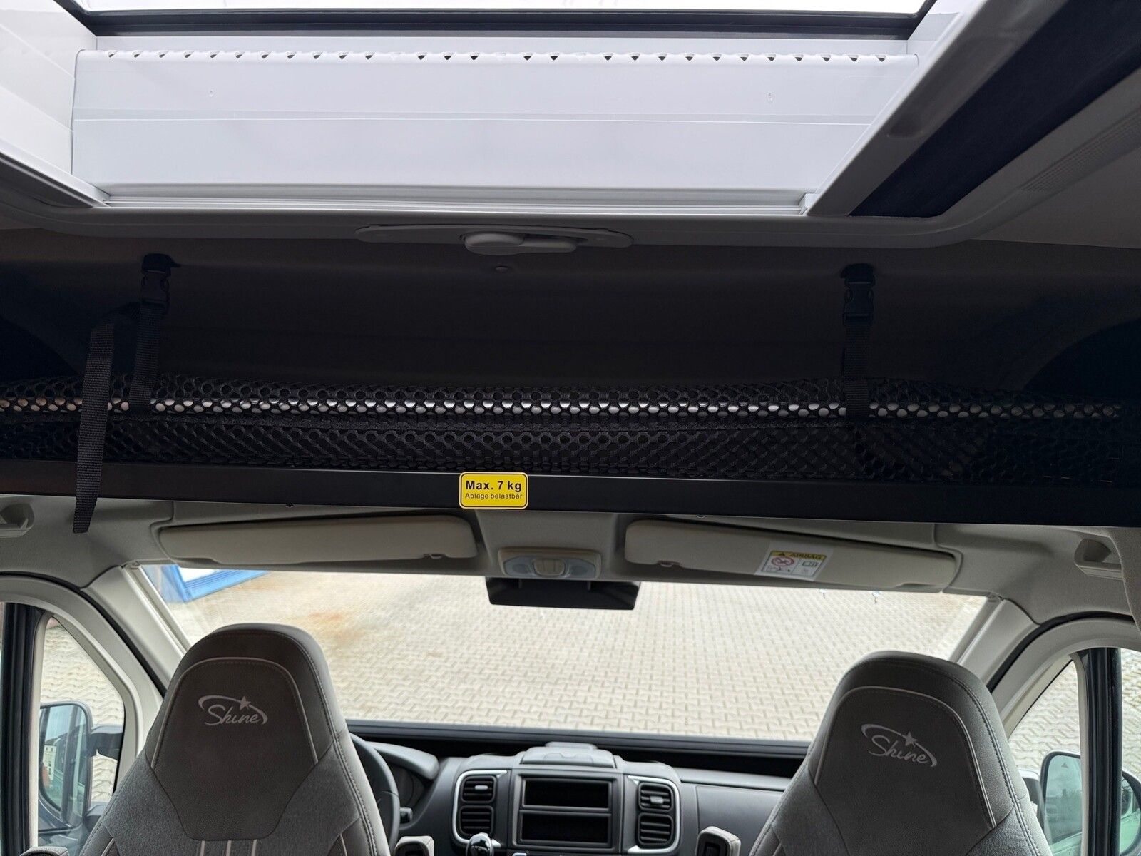 Fahrzeugabbildung Pössl Summit Shine 540 Fiat 140 PS 9754 EUR geschenkt