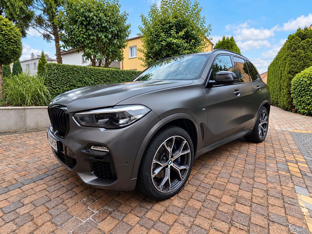 Image of BMW X5