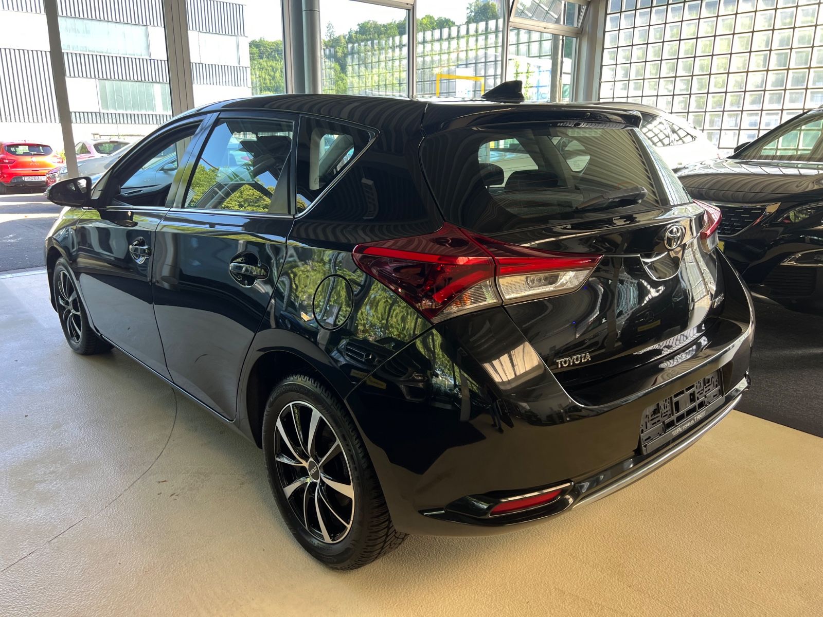 Fahrzeugabbildung Toyota Auris Comfort