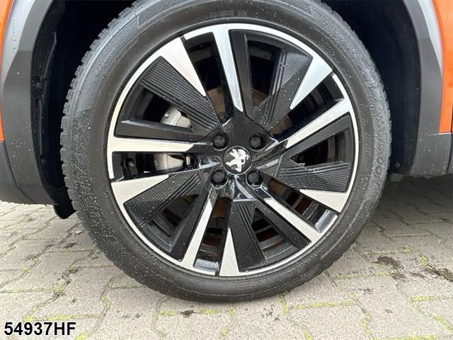 Fahrzeugabbildung Peugeot 2008 GT Pack Elektro NAVI+SHZ+LED+KAMERA