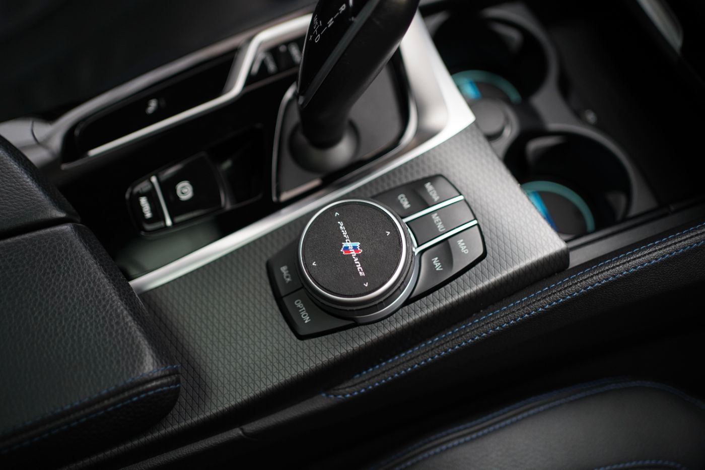 Fahrzeugabbildung BMW 540d xDri M-Sport Laserlicht+Glasdach+Standheiz+