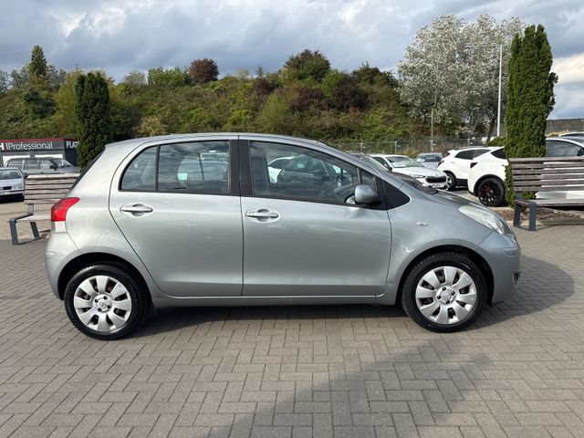 Toyota Yaris Cool