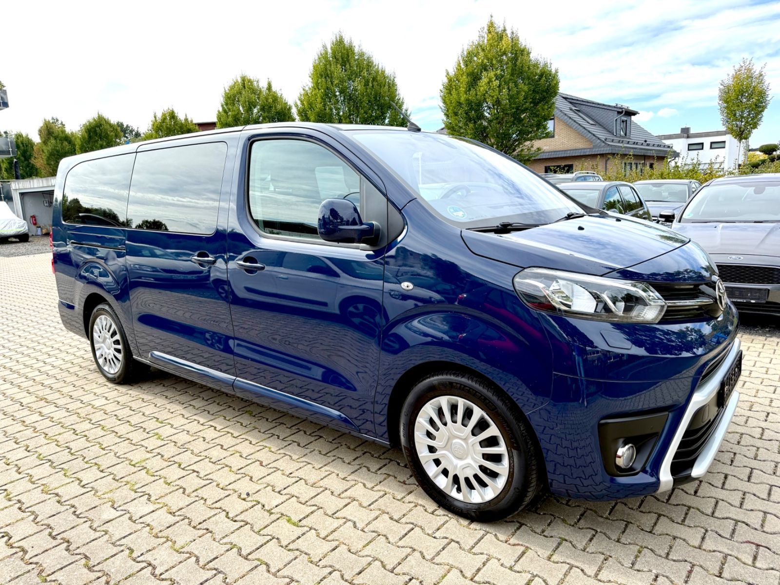 Toyota Proace Verso L2 Family Automatik 8-Sitzer 2.Hand foto 1