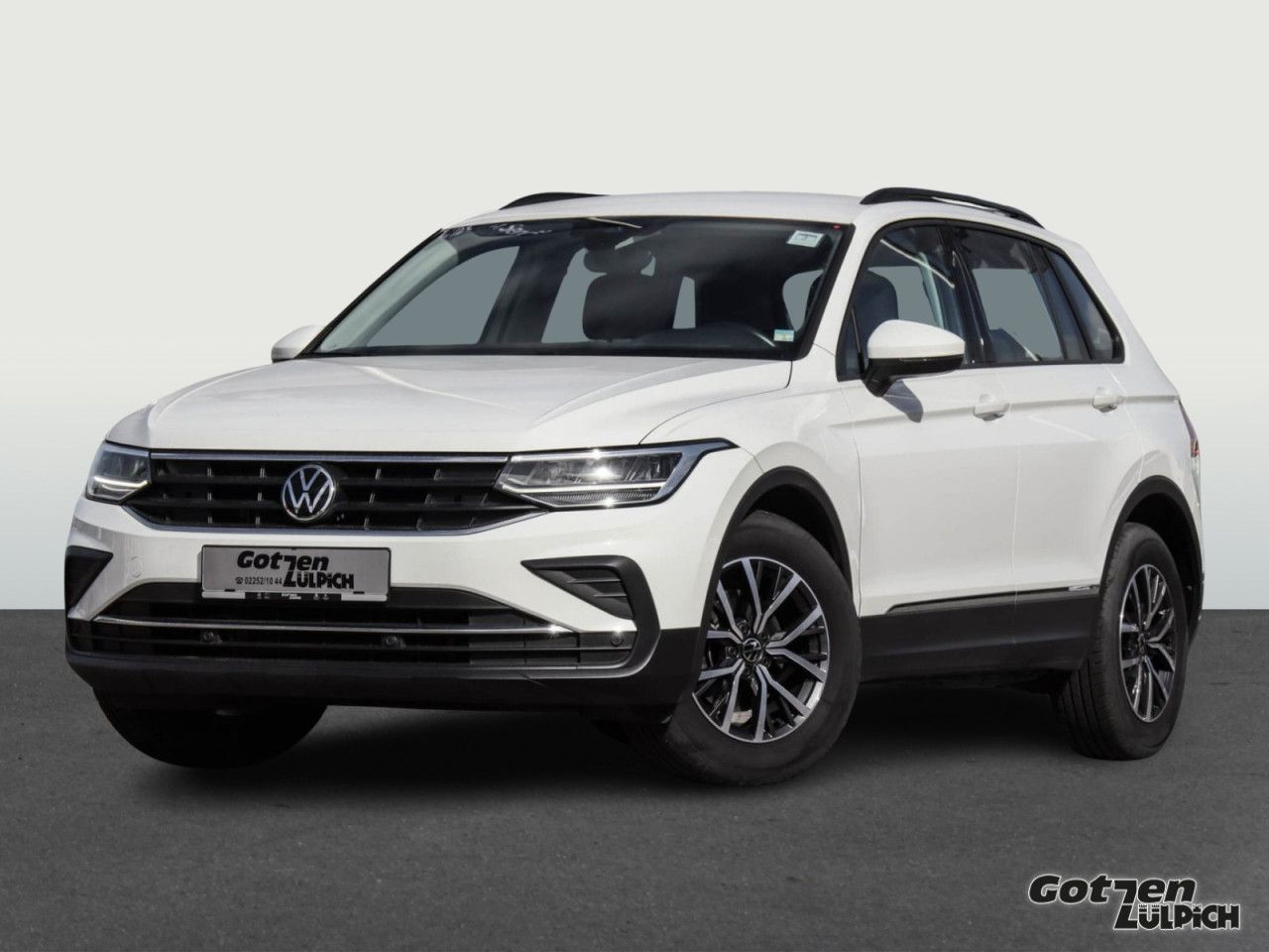 Fahrzeugabbildung Volkswagen Tiguan Life 1,5TSI Navi Winterpaket LED PDC