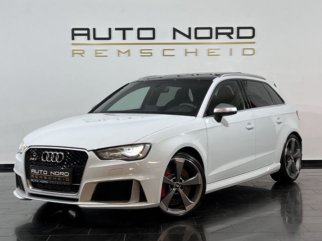 Audi RS3 2.5 TFSI q. *Pano*Schale*Carbon*B&O*1.Hand*