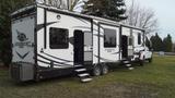 Four Wheel Campers Trailer / Jayco  Seismic Wave 355W - Four Wheel Campers Wohnwagen & Wohnmobile