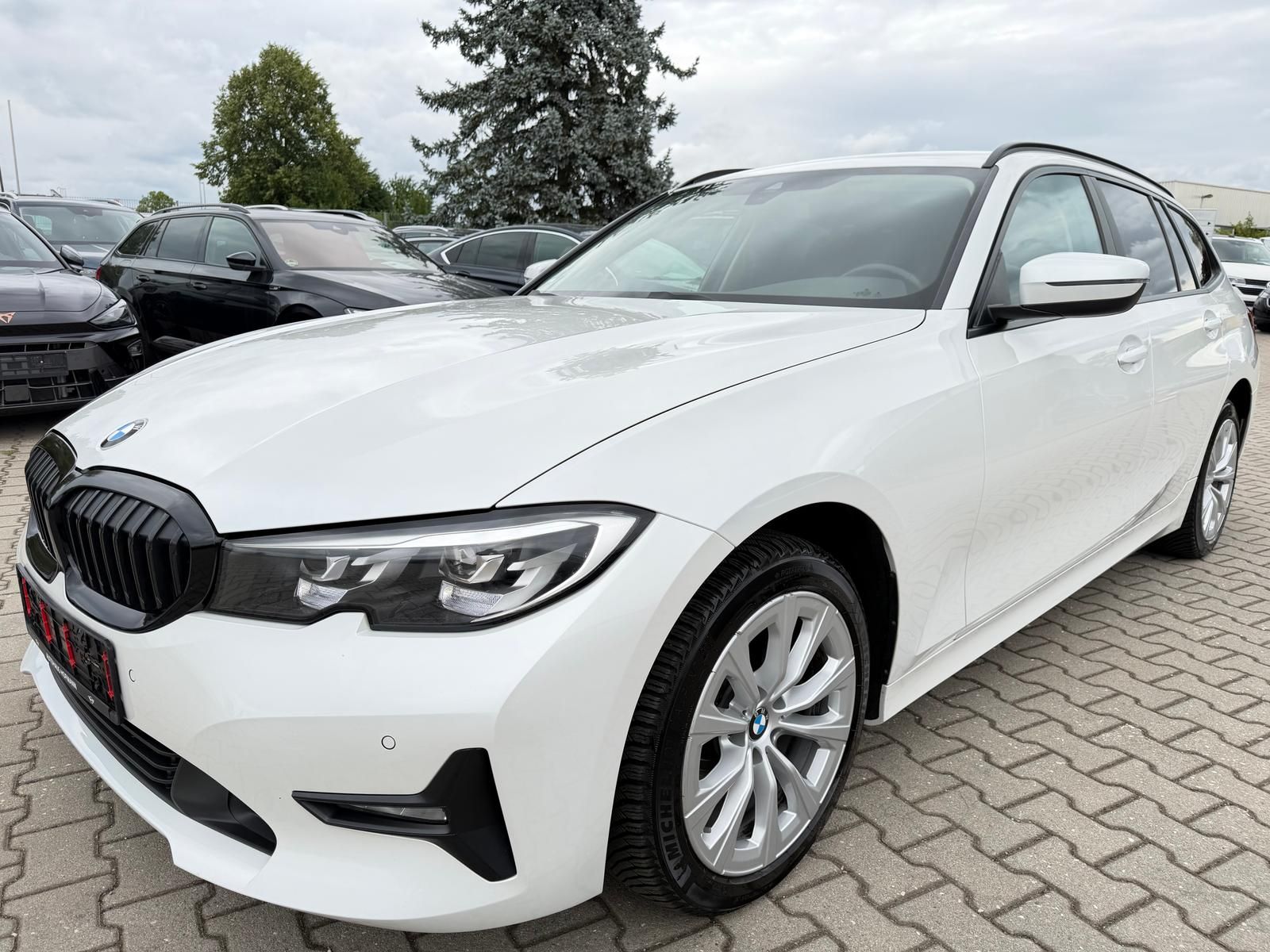 BMW 320 - 1