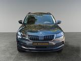 Skoda Karoq Ambition-PDC-AHK-Tempomat-1.Hand - Skoda Karoq in Solingen