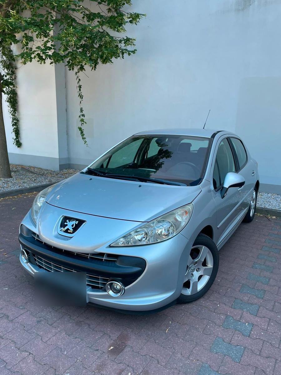 Peugeot 207