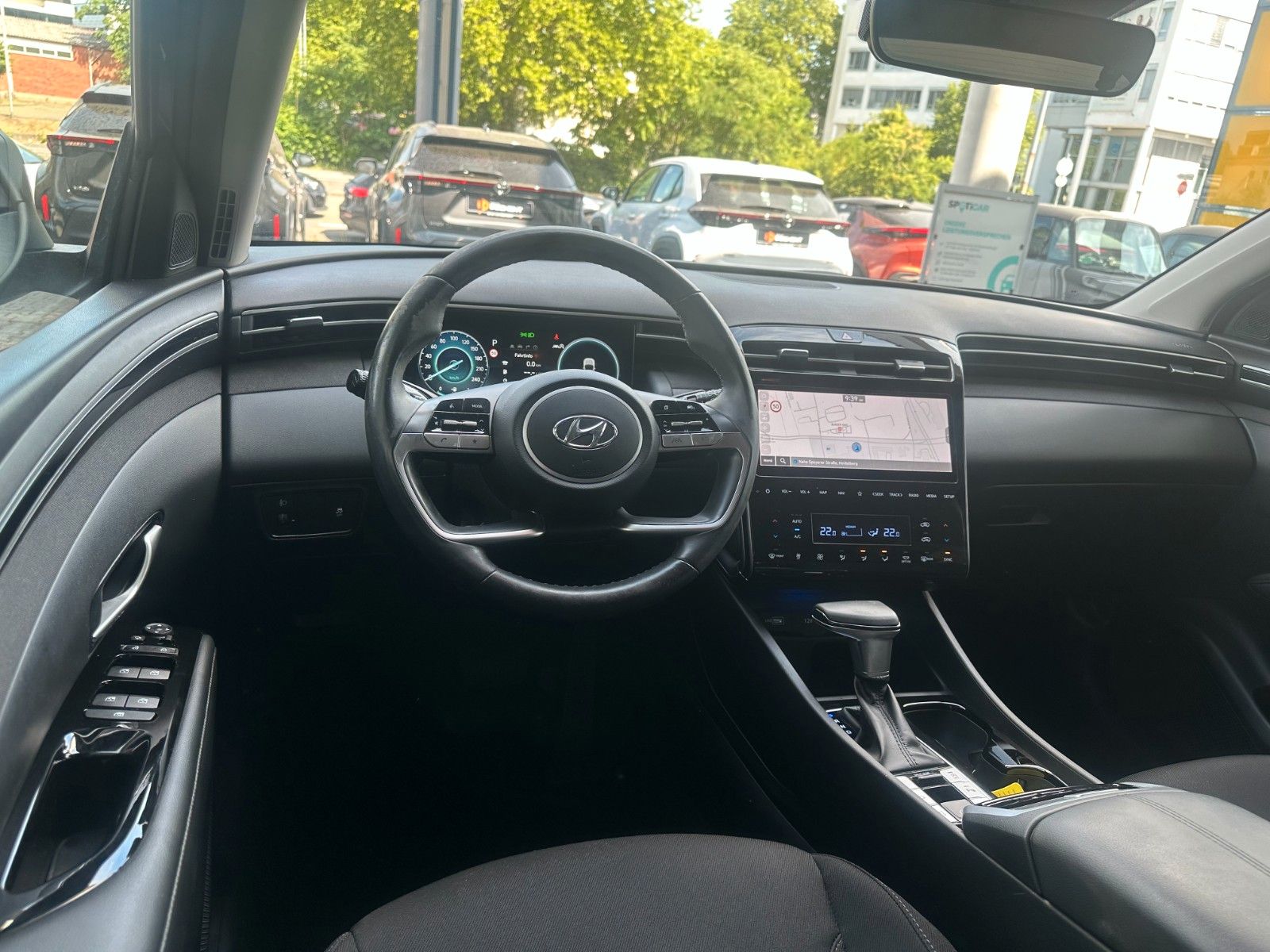 Fahrzeugabbildung Hyundai TUCSON Trend 1.6l DCT Navi/Allwetter/AHK!