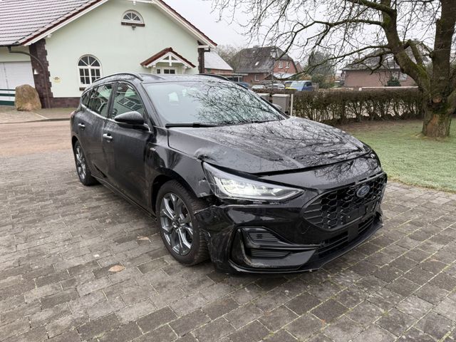 Ford Focus Turnier ST-Line Design Automatik Kamera