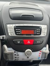 Opel Corsa 1.2 /5 TÜRE /TEILLEDER/KLIMA/8x REIFEN - Opel Corsa: 1.8