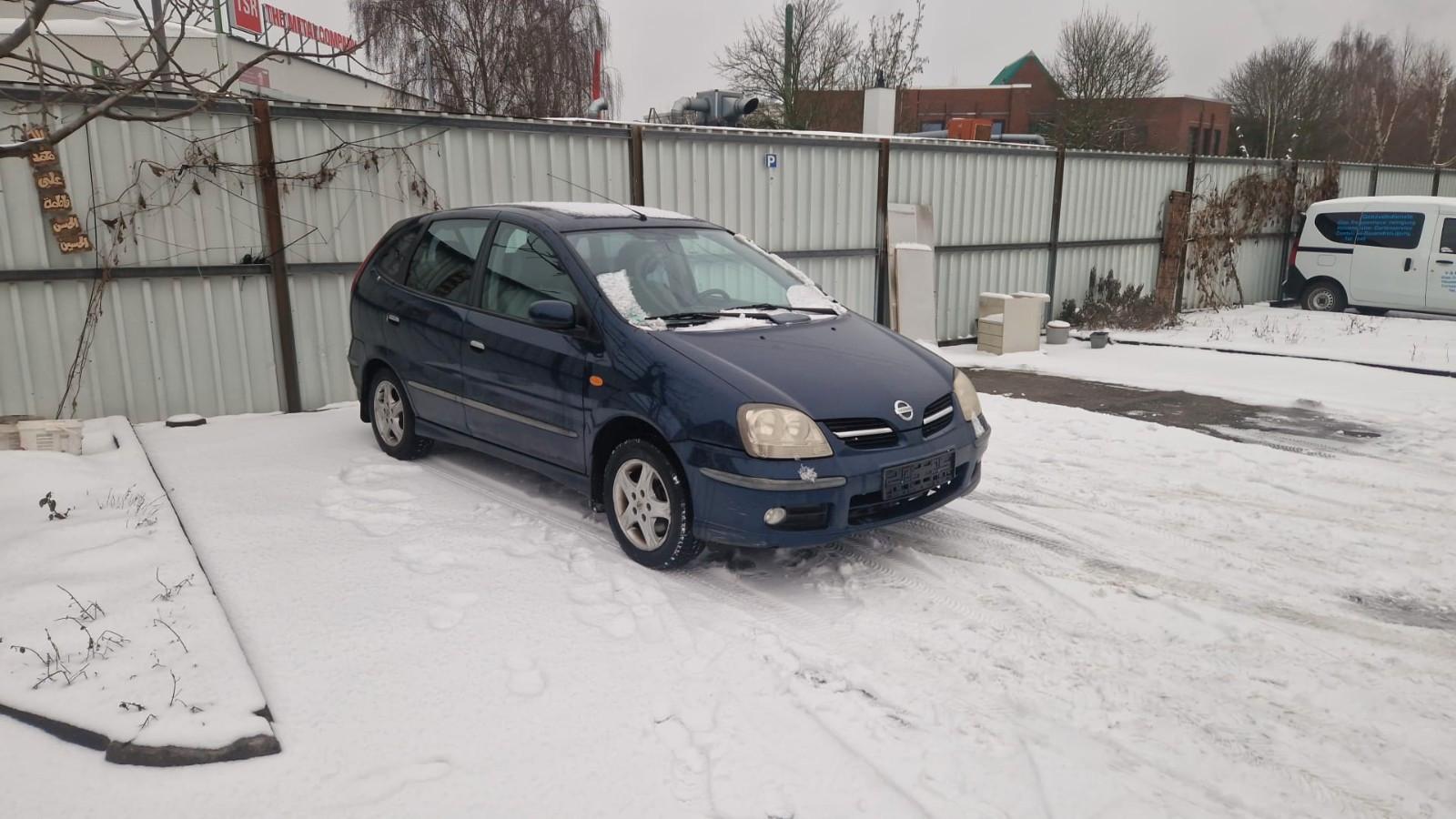 Nissan Almera Tino Acenta