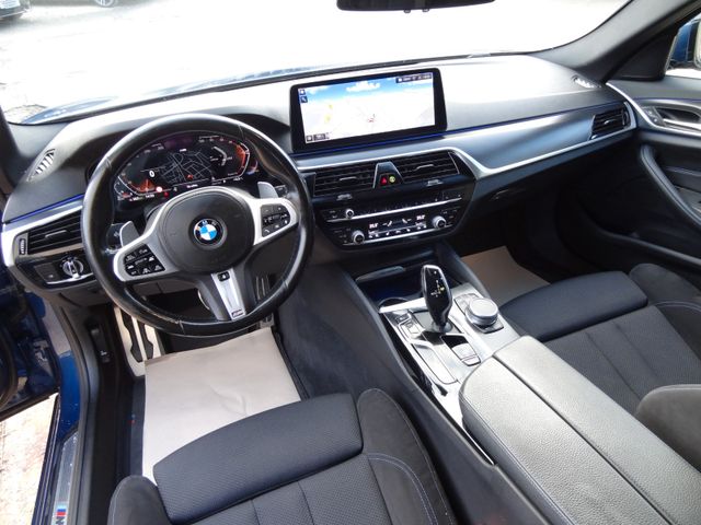 Fahrzeugabbildung BMW 520d xDrive M Sport/1.Hd/Virtual/Kam/Navi/LED/