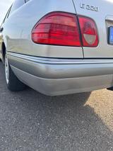 Mercedes-Benz E220 CDI  W210 ELEGANCE Guter Zustand  - Mercedes-Benz E-Klasse W210 mit Diesel-Antrieb