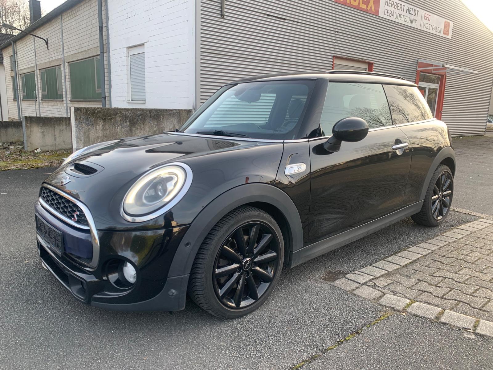 MINI COOPER SD*Navi*LED*Automatik*Panoramadach*Leder