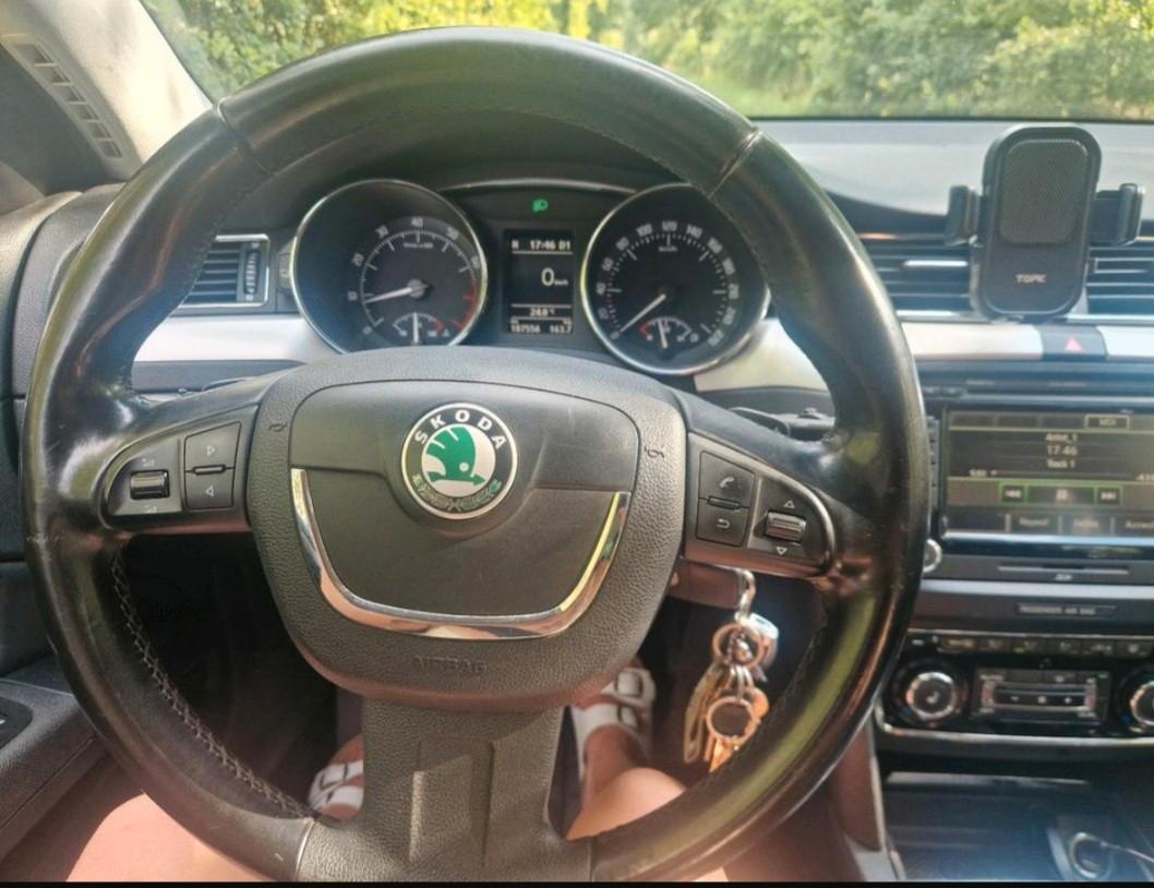 Skoda Superb 2009 — photo 5