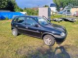 Opel corsa b mit dem sparsamen 1.0 12 v Mo... - Opel Corsa aus 2000: B