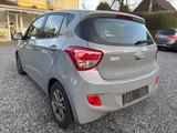 Hyundai i10 FIFA World Cup Edition * 1 HAND * - Hyundai i10: Kleinwagen