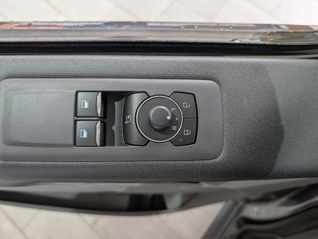 Ford Tourneo Custom 2.0 L1 Titanium X 5Jahre Gar.