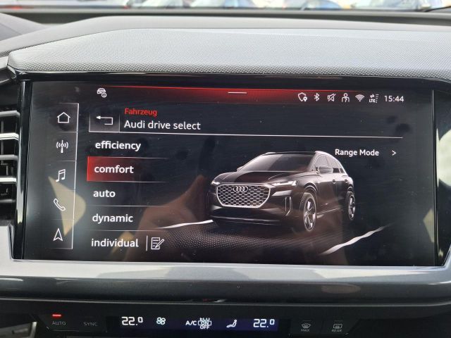 Q4 E-TRON 45 QUATTRO S-LINE+CAM+AZV+MATRIX