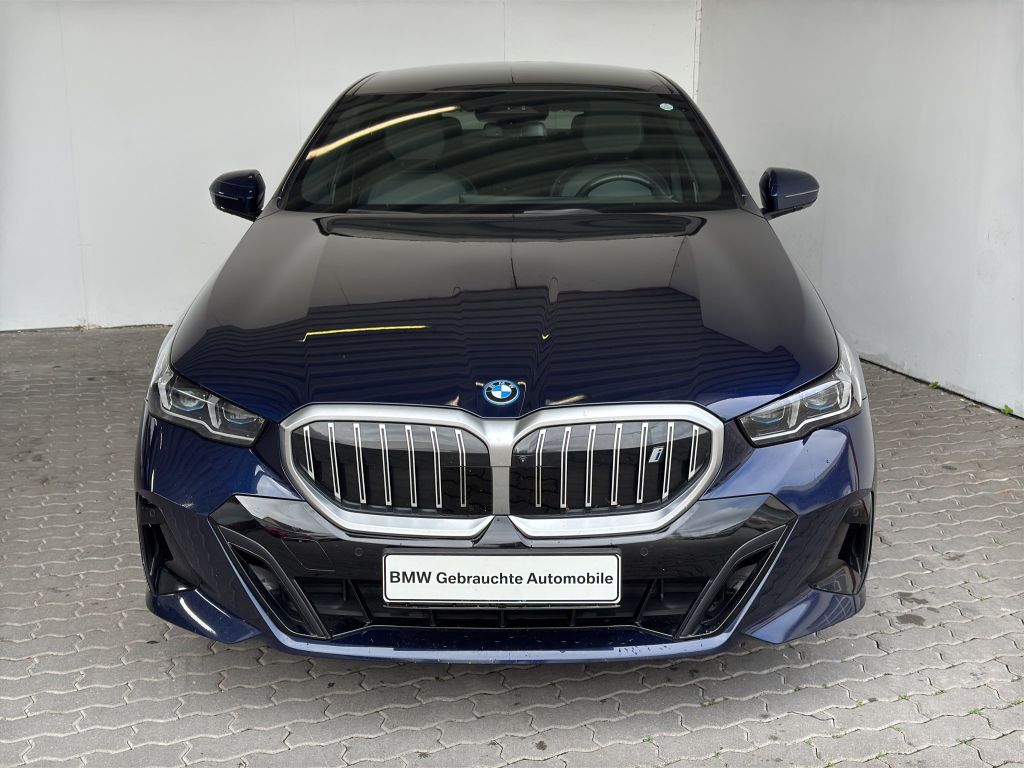 Angebot ansehen BMW i5