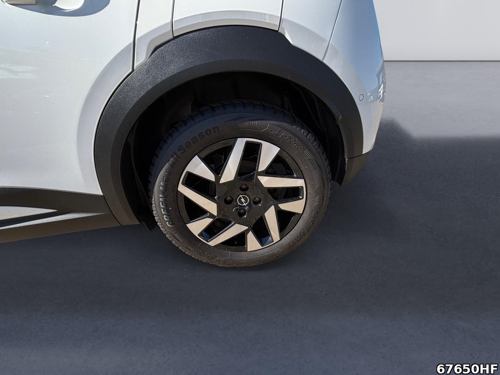 Fahrzeugabbildung Opel Mokka -e Elegance