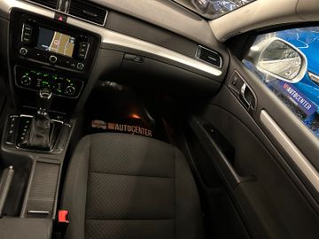 Skoda Superb Combi Exclusive *Xenon*PDC*Klima*DAB*Navi