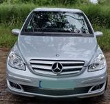 Mercedes-Benz 200 - Mercedes-Benz 200 aus 2005
