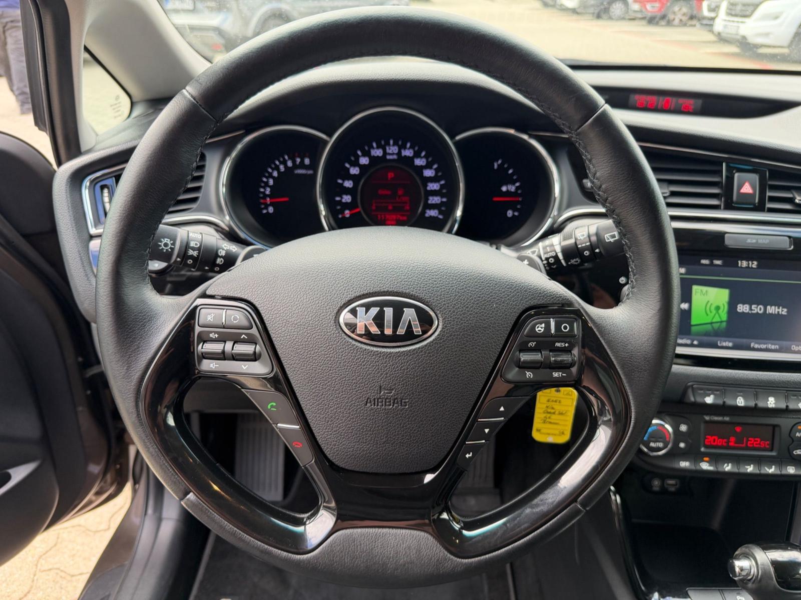 Kia cee'd Sportswagon Cee'd 1.6 Automatik AHK Kamera