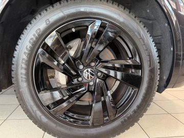 Volkswagen Touareg - 4