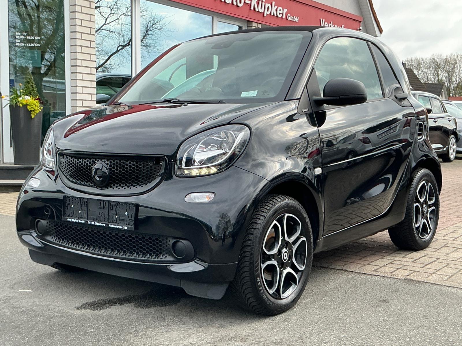 Smart ForTwo fortwo Basis 52 kW SHZ PDC Navi Kamera