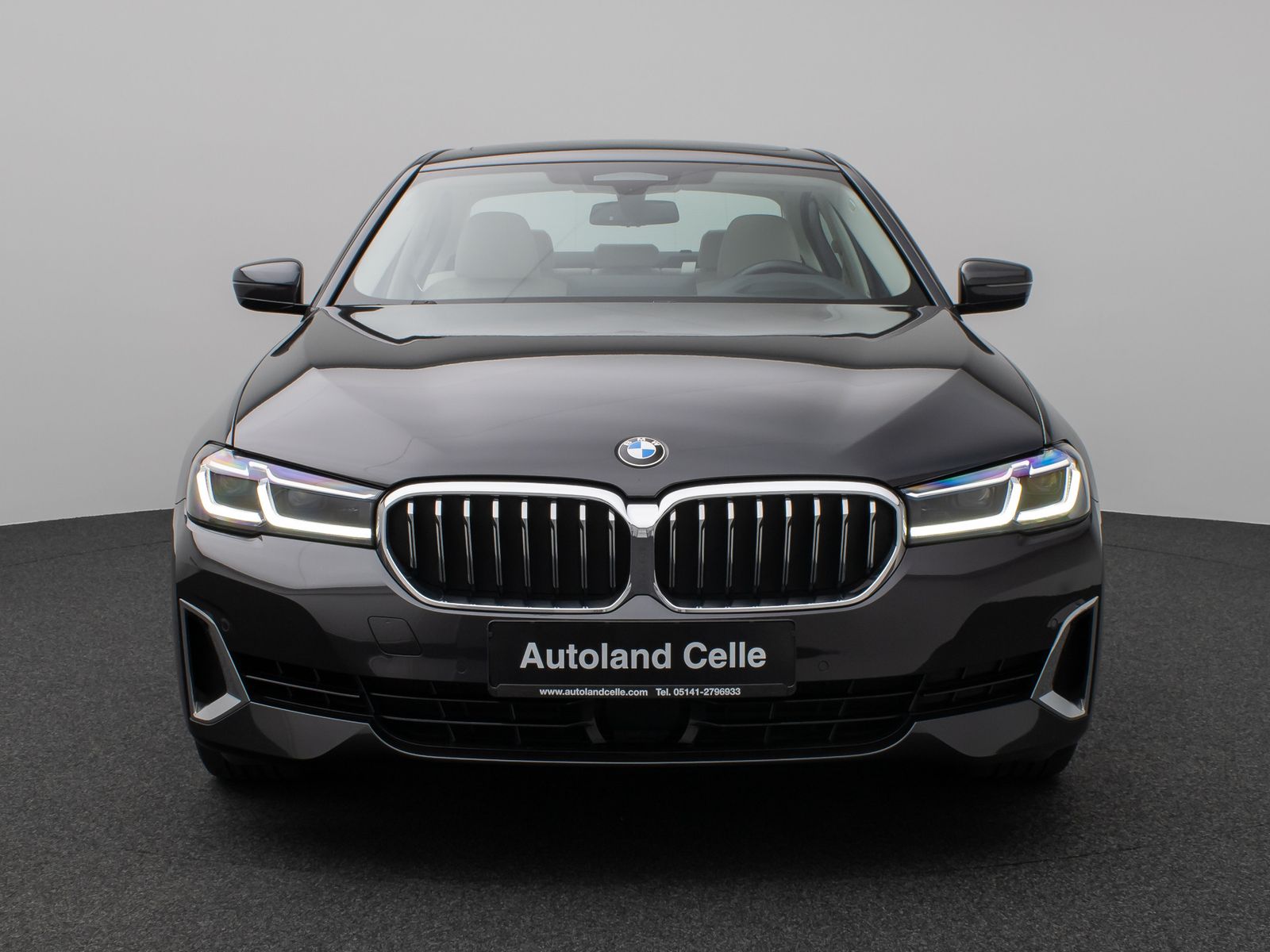 Fahrzeugabbildung BMW 540i Luxury Line Kamera Glasdach Laser HUD H/K