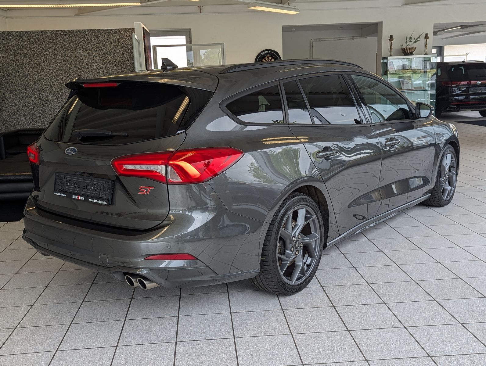 FORD Focus Turnier 2.0 ST Cam Winter-Paket AHK Navi - Image 7