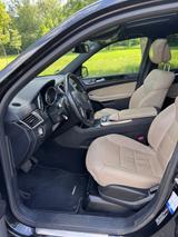 Mercedes-Benz GL 350 BlueTEC 4MATIC - - Mercedes-Benz GL 350 mit Diesel-Antrieb: Bluetec