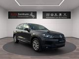 Volkswagen Touareg 3.0 V6 TDI R-Line DYNAUDIO *FULL OPTON* - VW Touareg Gebrauchtwagen in Stuttgart