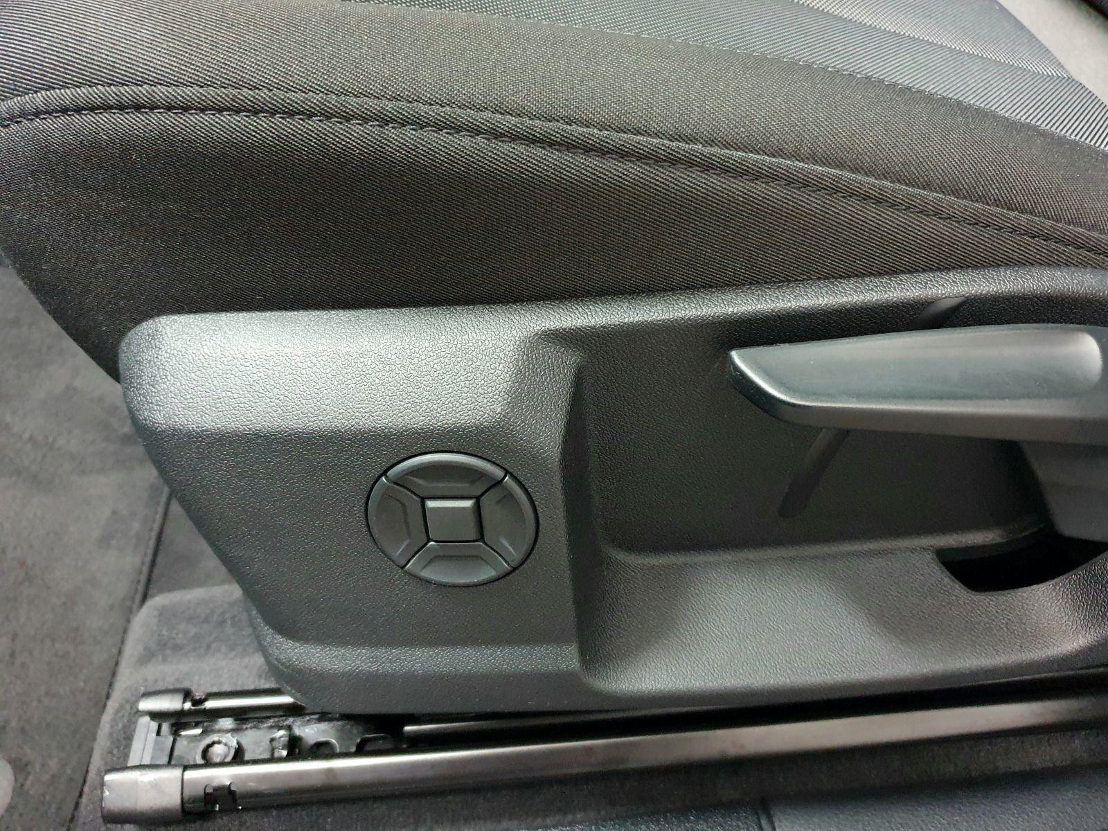 Audi Q3 45TFSI qu. S tronic AHK/Pano/Navi/LED/RFK, миниатюра 19