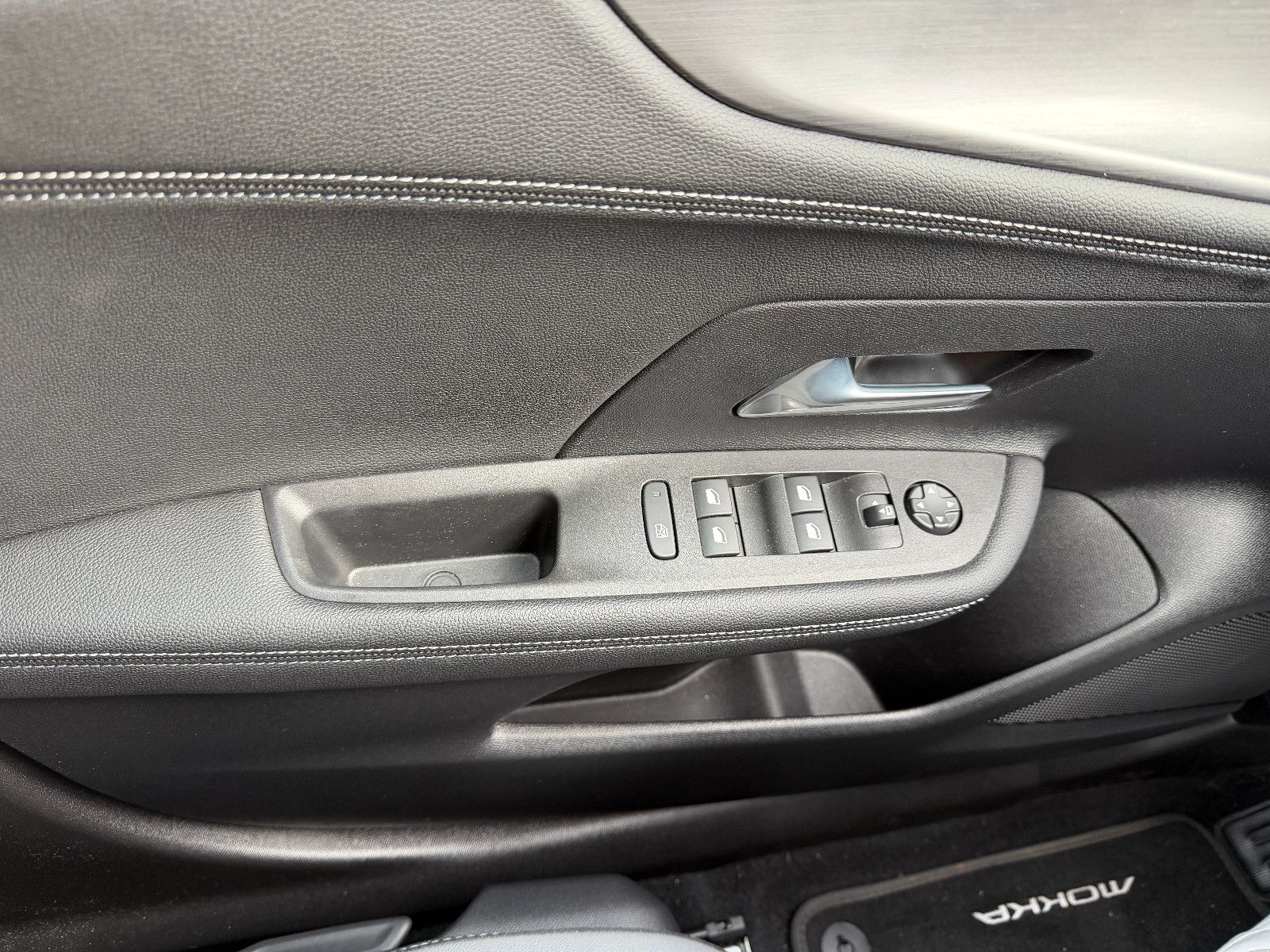 Fahrzeugabbildung Opel Mokka Edition MildHybrid 107KW 6e-DCT