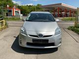 Toyota Prius - Toyota Prius mit Benzin-Antrieb
