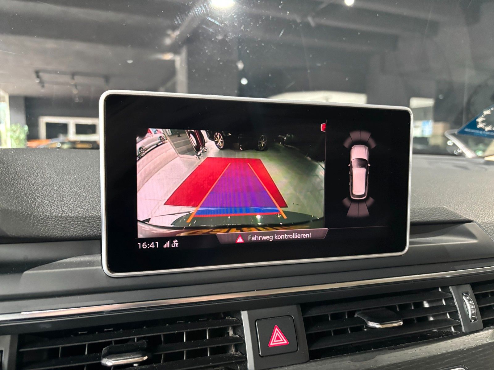 Fahrzeugabbildung Audi A4 Allroad quattro  VIRTUAL/AMBIENTE/KAMERA/SHZ/