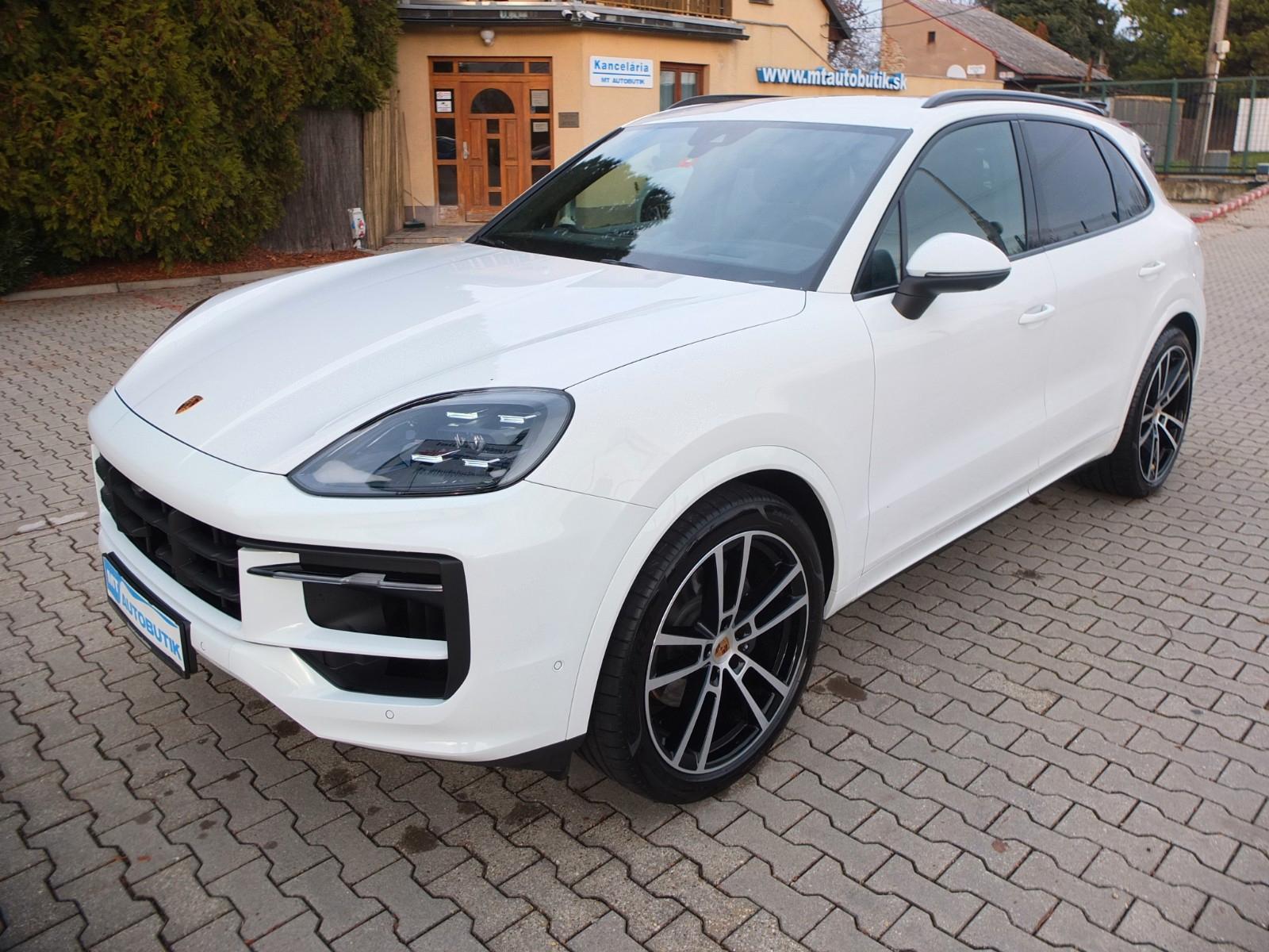 Porsche Cayenne  NP 143 000