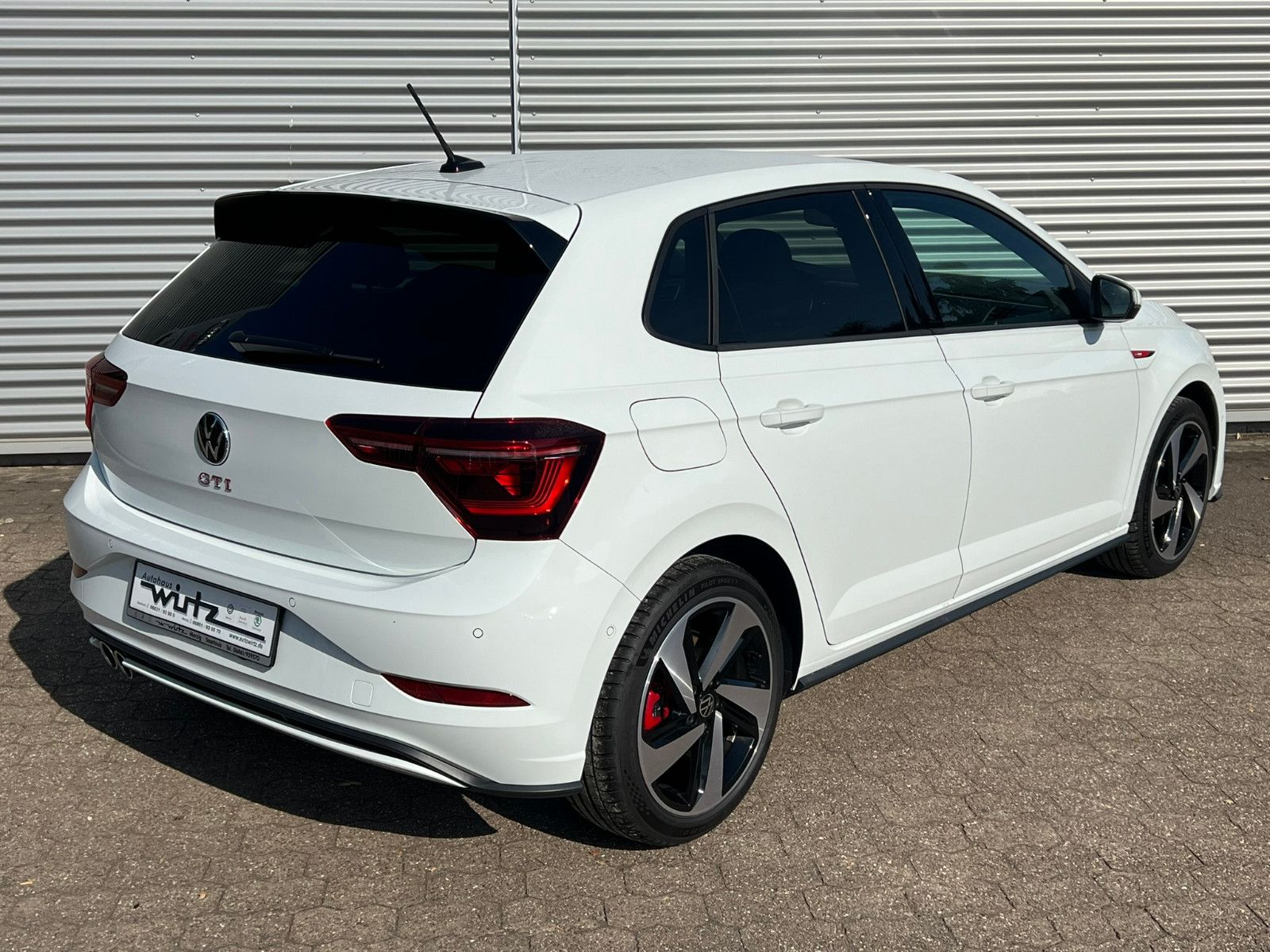 Fahrzeugabbildung Volkswagen Polo GTI 2.0 TSI DSG Matrix ACC