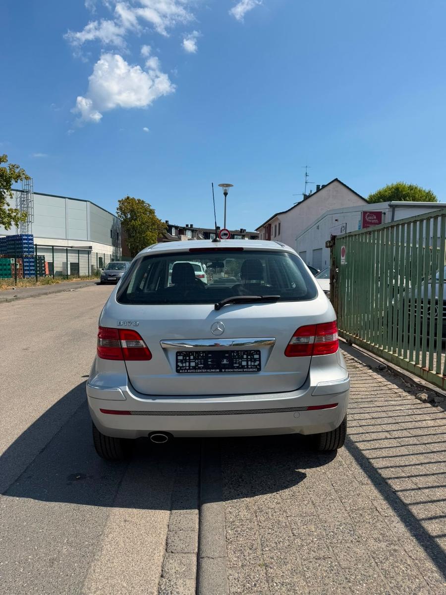 Mercedes-Benz B 170