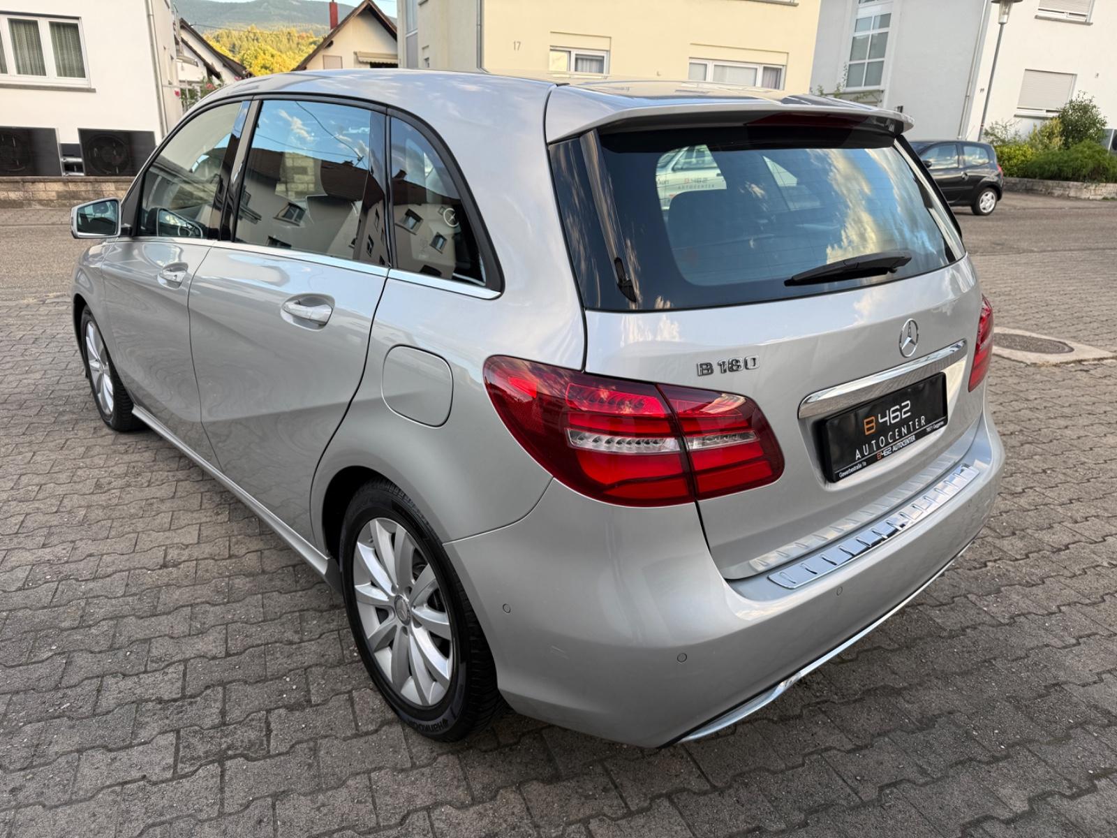Mercedes-Benz B 180 BlueEfficiency Edition *82tkm* LED Shzg