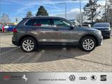 Volkswagen Tiguan 1.4 TSI ACT 4M AHK*Highline StandHz*PANO - VW Tiguan Gebrauchtwagen in Leipzig